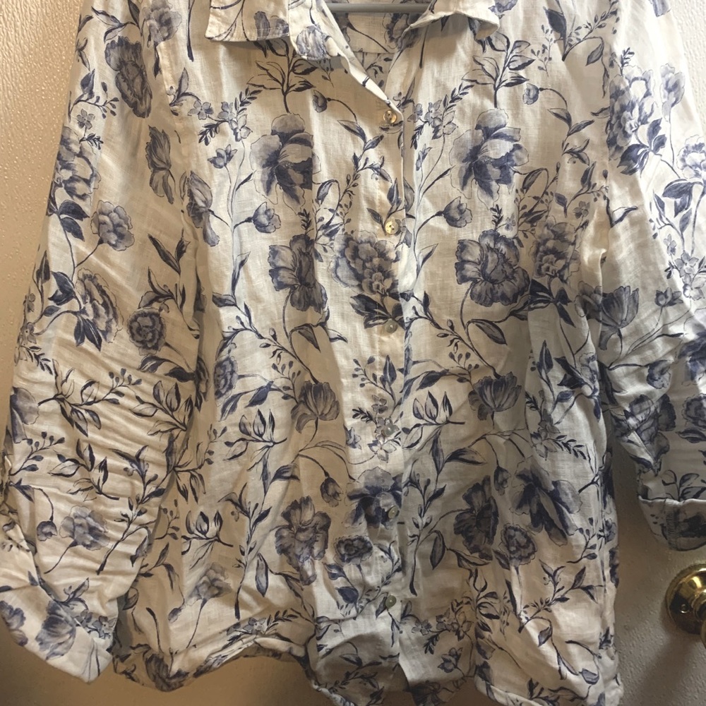 Floral button up top